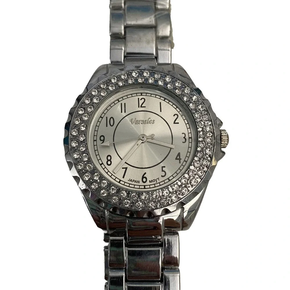 NWOT Varsales Wrist Watch Women Round Crystal Rhinestone Japan Movt Silv…